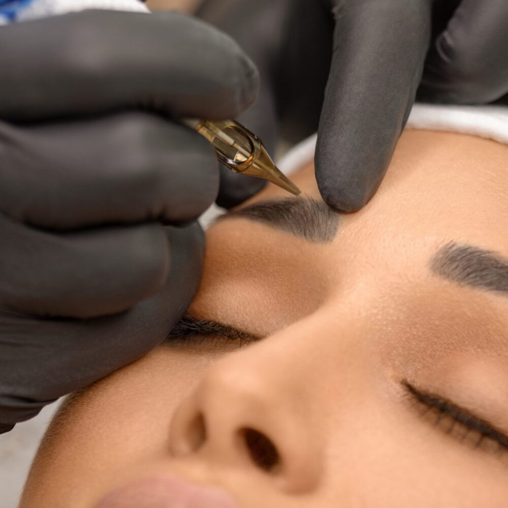Microblading eyebrows with precision tool